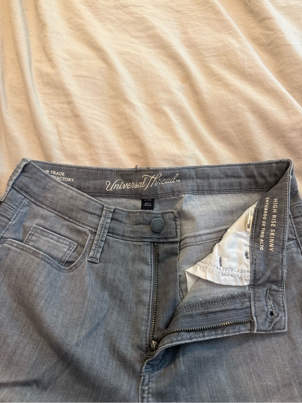 Universal Thread High Rise Skinny Jeans - Picture 2 of 3